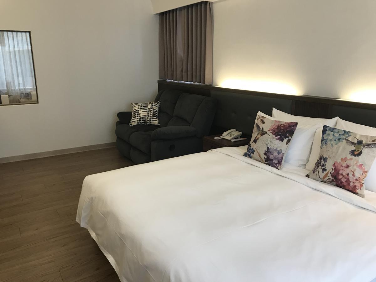 Hotel 晨光飯店 Chiayi Exterior foto